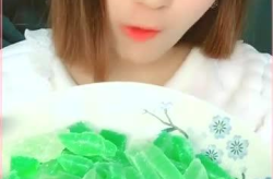 小姐姐吃糖吗,小姐姐的甜蜜生活揭秘