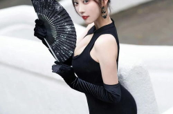 尤物美女杨晨晨,魅力四溢，风采独绝